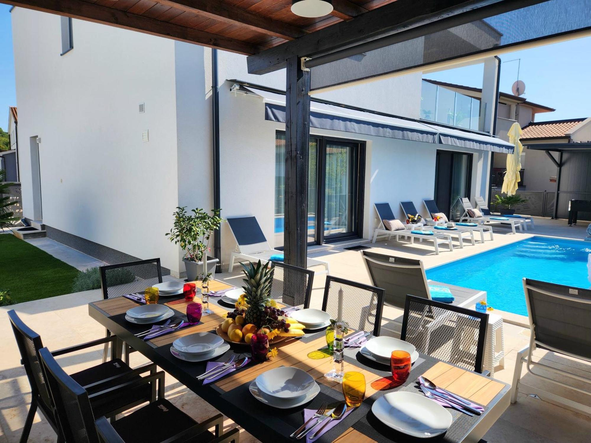 Keti Villa *
